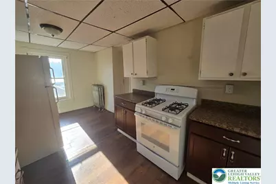 230 N 10th Street #3, Allentown, PA 18102 - Photo 5