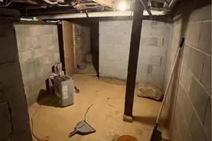 210 S 9th St, Lehighton, PA 18235 - Photo 21