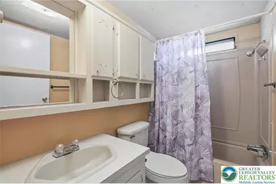 84 Linda Drive, Lehigh Township, PA 18088 - Photo 33