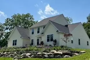 2645 Longridge Dr, Lower Saucon Township, PA 18055 - Photo 5