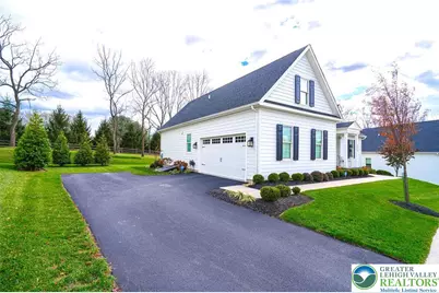 4475 Stonebridge Drive, Upper Saucon Township, PA 18015 - Photo 3