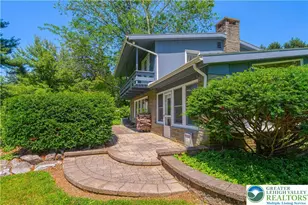 684 Pine Top Trail, Bethlehem City, PA 18017 - Photo 5