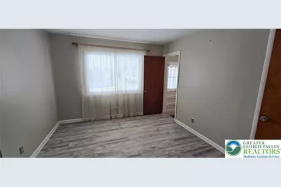 2463 S Lumber Street, Allentown City, PA 18103 - Photo 13