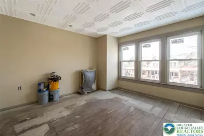 1132 W Allen Street, Allentown, PA 18102 - Photo 9