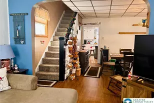 194 N 7th St, Lehighton Boro, PA 18235 - Photo 7