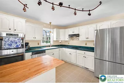 454 Pheasant Road, Ross Twp, PA 18353 - Photo 7