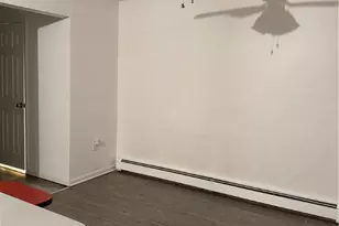 5618 Wood Ln, Lower Macungie, PA 18062 - Photo 3