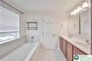 2529 Gila Dr, Forks Twp, PA 18040 - Photo 31