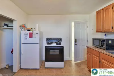 38 W Central Avenue, Bangor Boro, PA 18013 - Photo 67