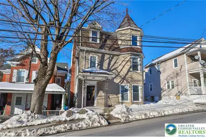 38 W Central Avenue, Bangor Boro, PA 18013 - Photo 1