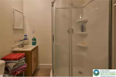 38 W Central Avenue, Bangor Boro, PA 18013 - Photo 73