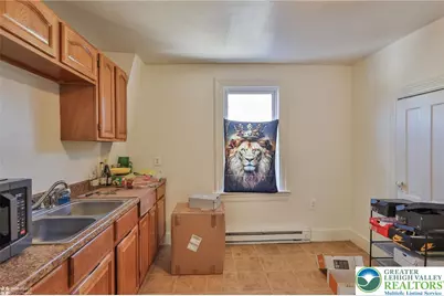 38 W Central Avenue, Bangor Boro, PA 18013 - Photo 65