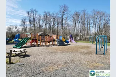 141 Natures Drive, Coolbaugh Twp, PA 18466 - Photo 11