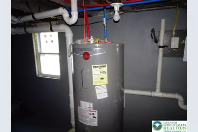 207 Sleepy Hollow Road, Bath, PA 18014 - Photo 17