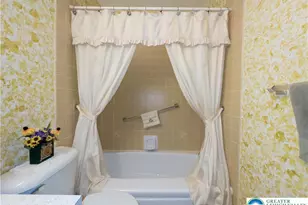 322 Walnut Dr, Lehigh Township, PA 18067 - Photo 19