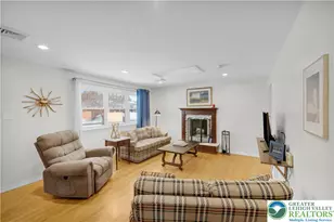 2512 W Highland St, Allentown City, PA 18104 - Photo 3