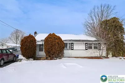 916 Race Street, Catasauqua Boro, PA 18032 - Photo 1