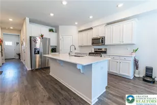 1031 Turnstone Dr, Upper Macungie Township, PA 18051 - Photo 15