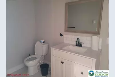 121 Main Street #1, Alburtis, PA 18011 - Photo 3