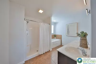 812 S Fork Drive, Forks Twp, PA 18040 - Photo 33