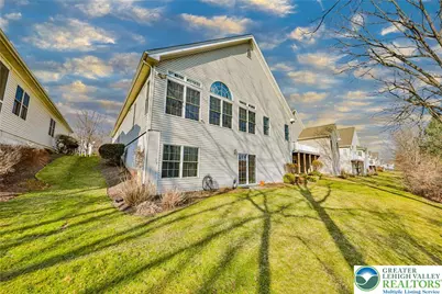 134 Glenmoor Circle S, Palmer Twp, PA 18045 - Photo 3