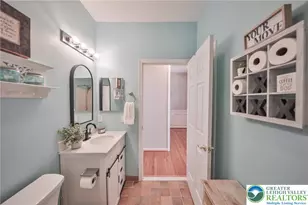 134 Glenmoor Cir S, Easton, PA 18045 - Photo 35