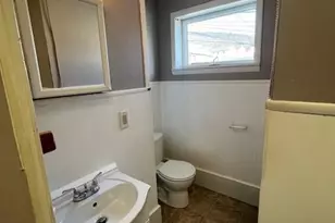 1 W Garibaldi Ave, Nesquehoning, PA 18240 - Photo 7