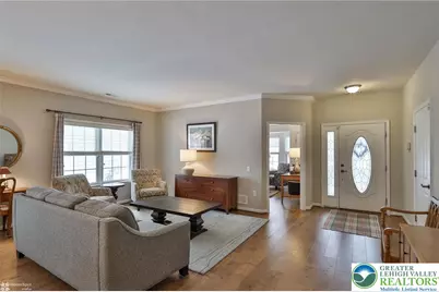 5444 Loyal Drive, Freemansburg, PA 18017 - Photo 11