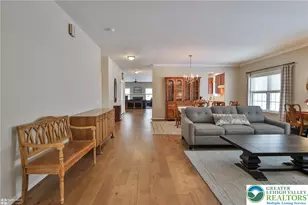 5444 Loyal Dr, Freemansburg, PA 18017 - Photo 9