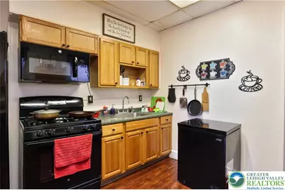 389 W Turner Street, Allentown, PA 18102 - Photo 7