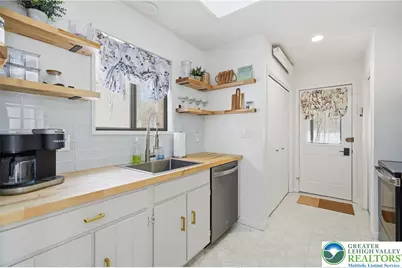 2105 Blue Ox Road, Pocono Pines, PA 18466 - Photo 17