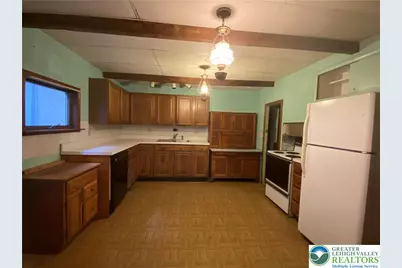 1149 Martin Luther King Jr Drive, Allentown, PA 18102 - Photo 3