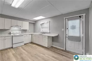 70 Catawissa St, Nesquehoning, PA 18240 - Photo 7