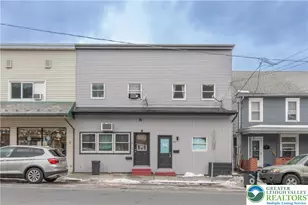 70 Catawissa St, Nesquehoning, PA 18240 - Photo 1