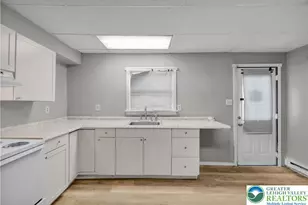 70 Catawissa St, Nesquehoning, PA 18240 - Photo 3