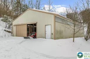 7112 Country Spring Rd, Lowhill Twp, PA 18066 - Photo 3