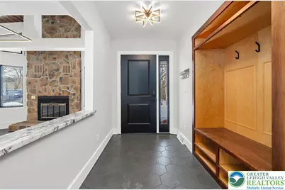 7112 Country Spring Road, Lowhill Twp, PA 18066 - Photo 7