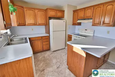 511 Faith Drive, Catasauqua Boro, PA 18032 - Photo 7