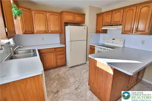 511 Faith Dr, Catasauqua Boro, PA 18032 - Photo 7