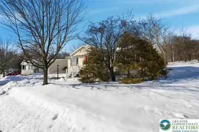 4234 Independence Lane, Lehigh Township, PA 18088 - Photo 3