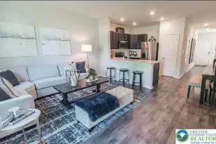 2160 S Poplar St, Allentown, PA 18103 - Photo 7