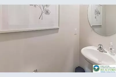 2160 South Poplar Street, Allentown, PA 18103 - Photo 5