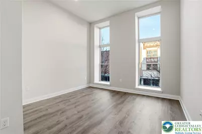 109 S Centre Street #1, Pottsville, PA 17901 - Photo 9