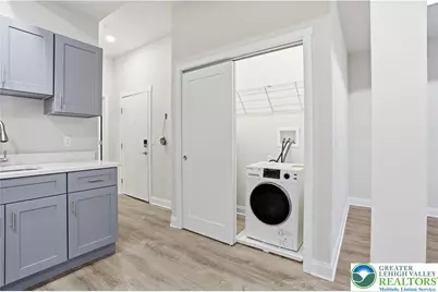 109 S Centre Street #3, Pottsville, PA 17901 - Photo 7