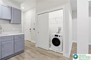 109 S Centre St, Pottsville, PA 17901 - Photo 7