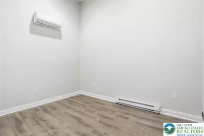 109 S Centre Street #6, Pottsville, PA 17901 - Photo 9