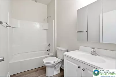 109 S Centre Street #8, Pottsville, PA 17901 - Photo 5