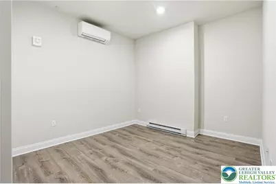 109 S Centre Street #8, Pottsville, PA 17901 - Photo 3