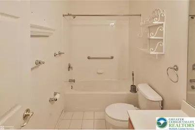 2064 Kingsview Road, Lower Macungie Township, PA 18062 - Photo 21