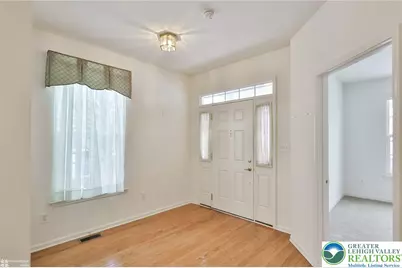 2064 Kingsview Road, Lower Macungie, PA 18062 - Photo 5